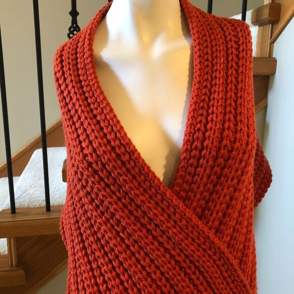 Hand-woven Cozy Knit Scarf or Wrap in Burnt Orange Sz OS - no fabric tag - Picture 1 of 5